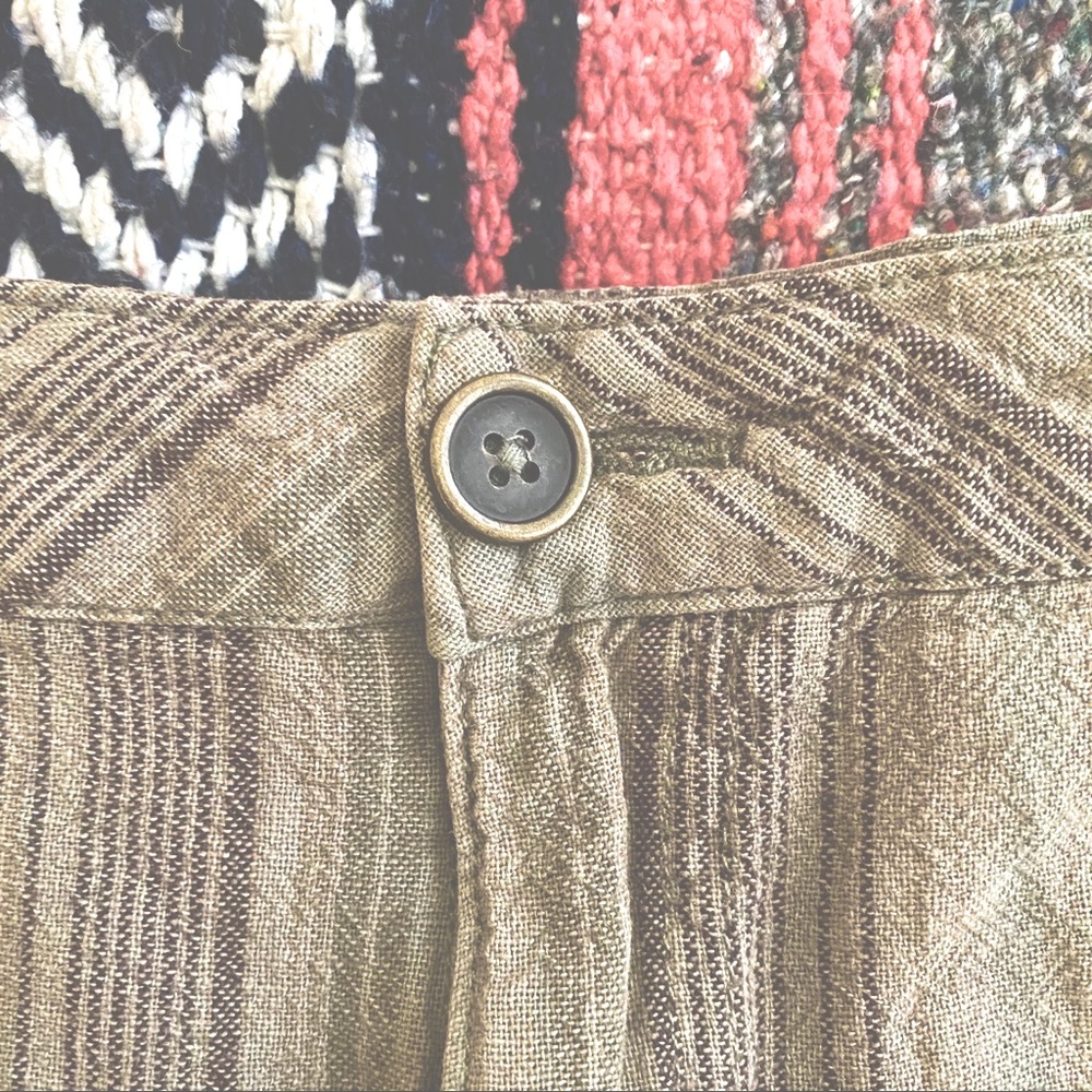 Knox Rose linen blend shorts